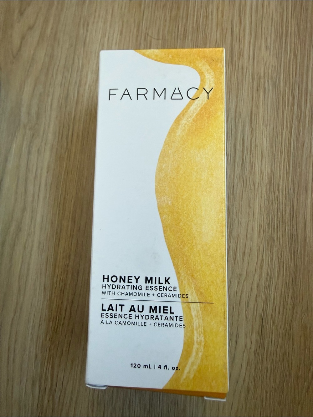 Farmacy Honey Hydrating Essence - Yellow and White